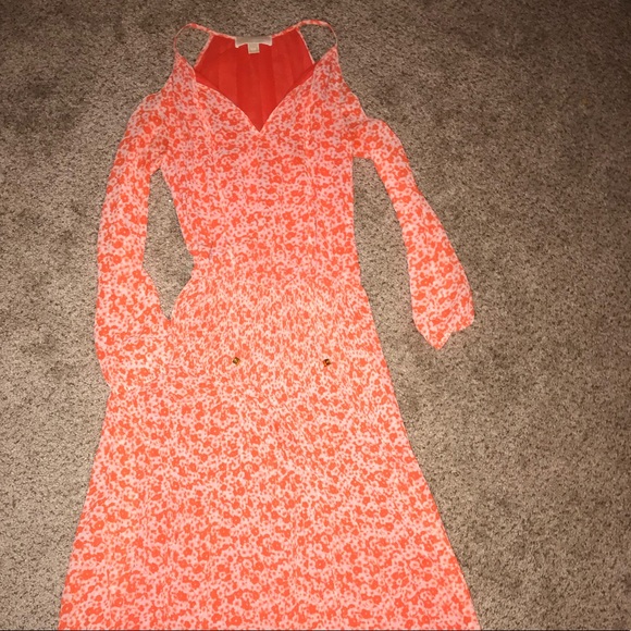 Michael Kors - Picture 2 of 5